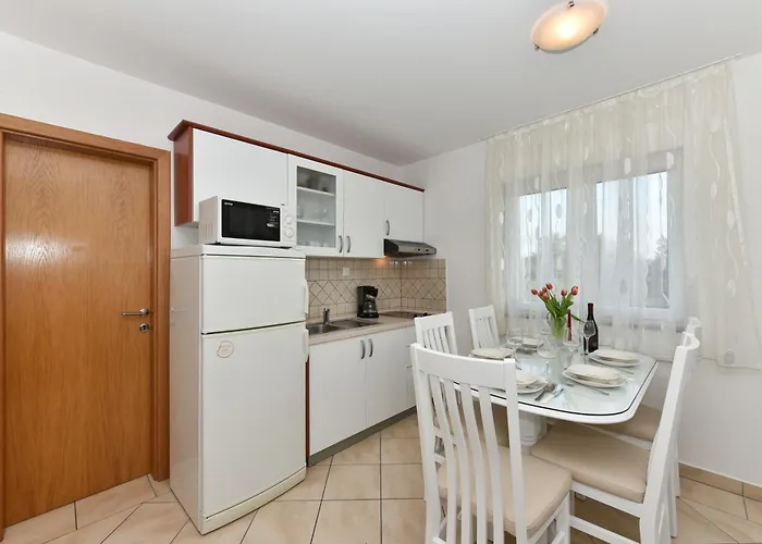 Appartement Gravic 1