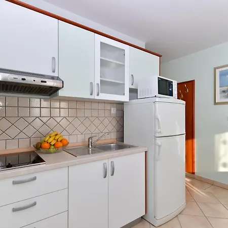Gravic 1 Apartment *